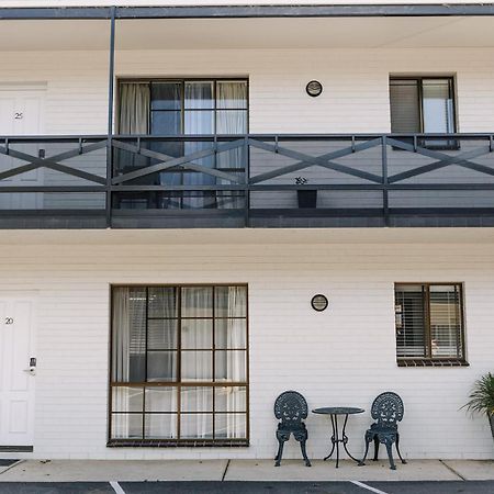 Centralpoint Motel Wagga Wagga Exterior photo